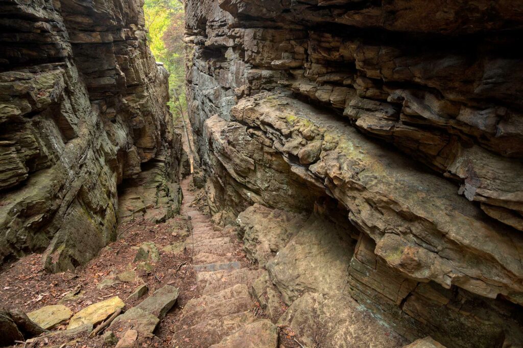 stone door hike savage gulf