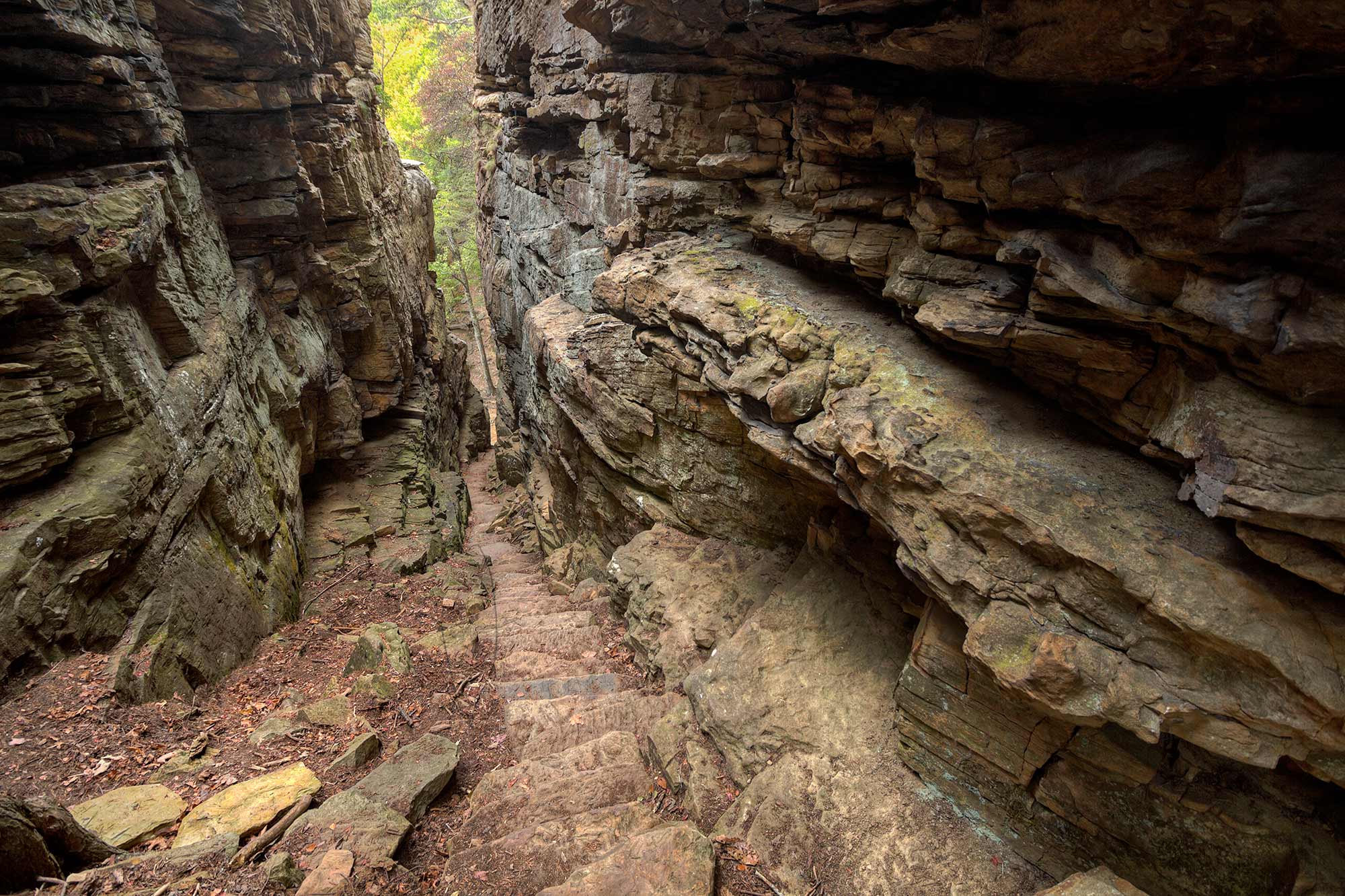 stone door hike savage gulf
