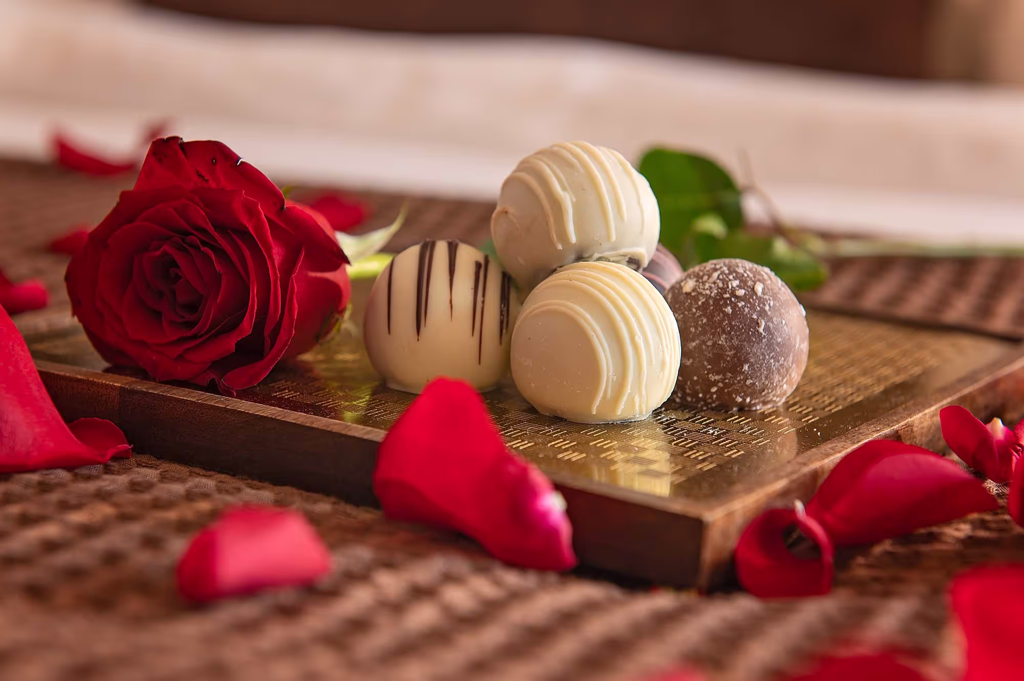 Enhance Your Stay with Timberroot’s Romance Package!